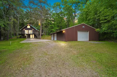 w10436 Park Lane, Amberg, WI 54102