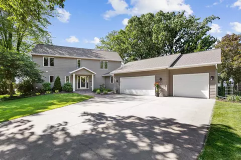 4421 Anapaula Ln, Green Bay, WI 54311