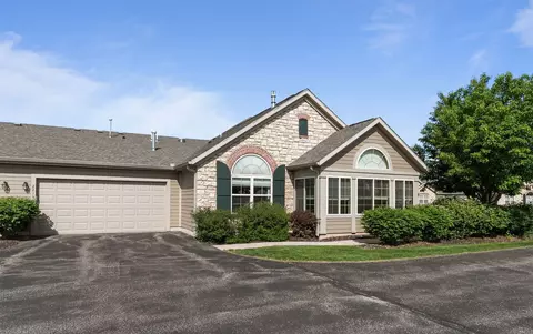 2215 E Tuscany Way #62, Appleton, WI 54913