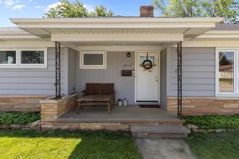 2015 E College Ave, Appleton, WI 54915 photo 3