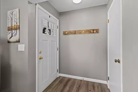 2015 E College Ave, Appleton, WI 54915 photo 4