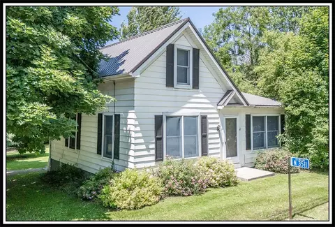 n3511 Wisconsin 76, Hortonville, WI 54944