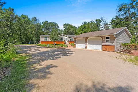 n7255 Cozy Oaks Circle, Shawano, WI 54166