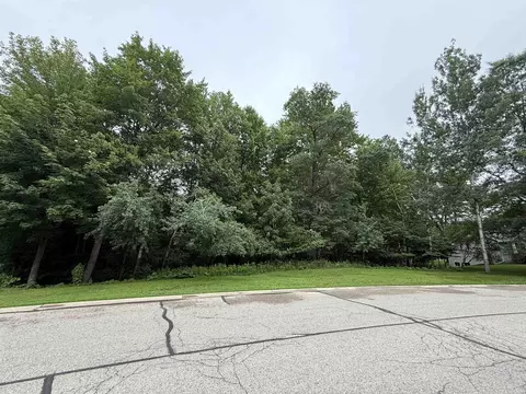 acorn trail, Oconto, WI 54153
