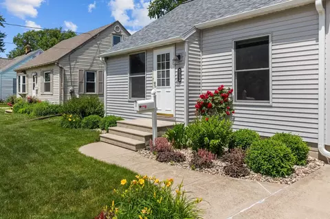 Exterior - 1030 W Grant St, Appleton, WI 54914 photo 5 of 5