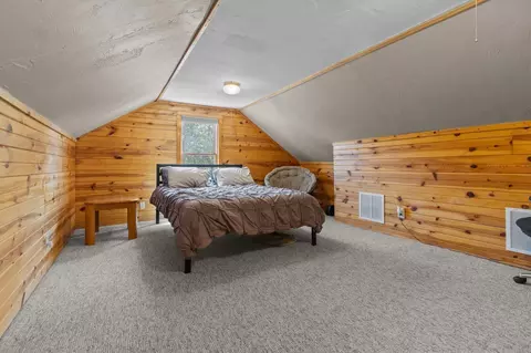 Bedroom - 1030 W Grant St, Appleton, WI 54914 photo 2 of 3