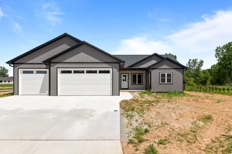 2314 Khloe Ln, Appleton, WI 54913