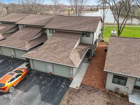 1584 Amy St, Green Bay, WI 54302