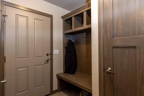 2240 E Honeygold Ct, Appleton, WI 54913 photo 21