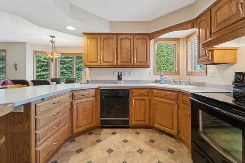Kitchen - 330 W Florida Ave, Appleton, WI 54911 photo 3 of 5