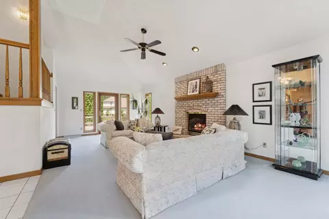 Living - 330 W Florida Ave, Appleton, WI 54911 photo 3 of 5