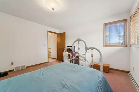Bedroom - 330 W Florida Ave, Appleton, WI 54911 photo 6 of 6