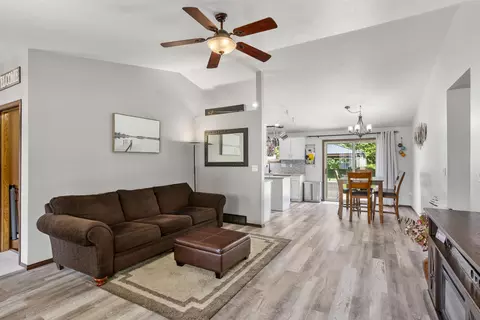 w3268 Heartland Court, Appleton, WI 54915 photo 6