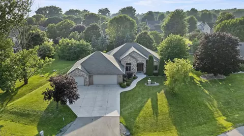 n8387 Royce Court, Menasha, WI 54952