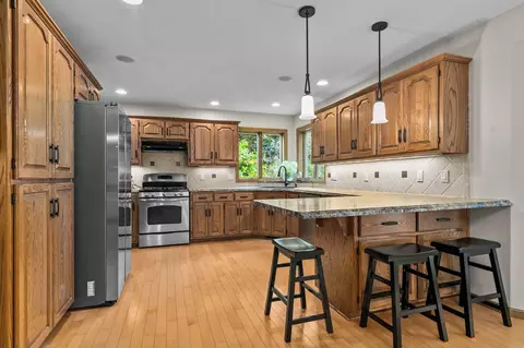 301 E Wayfarer Ln, Appleton, WI 54913 photo 9