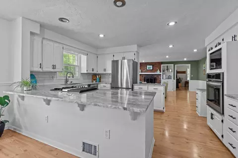 53 Meadowbrook Ct, Appleton, WI 54914 photo 11