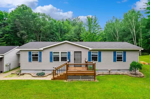 n2274 Schacht Road, Marinette, WI 54143