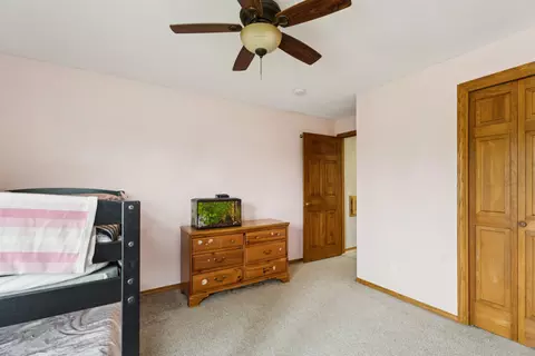 Bedroom - 2539 W Sunnyview Cir, Appleton, WI 54914 photo 5 of 5