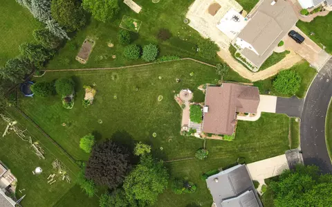 View/Area - 2539 W Sunnyview Cir, Appleton, WI 54914 photo 4 of 4