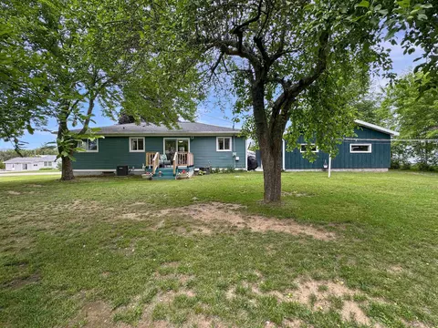 Exterior - e703 Hendricksen Street, Stephenson, MI 49887 photo 3 of 9