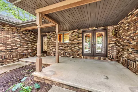 2208 Gmeiner Rd, Appleton, WI 54915 photo 2