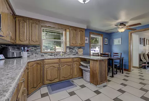 Kitchen - 2320 S Greenview St, Appleton, WI 54915 photo 3 of 3