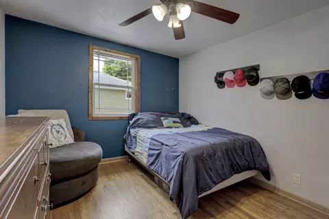 Bedroom - 2320 S Greenview St, Appleton, WI 54915 photo 5 of 5