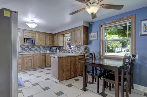 Kitchen - 2320 S Greenview St, Appleton, WI 54915 photo 1 of 3