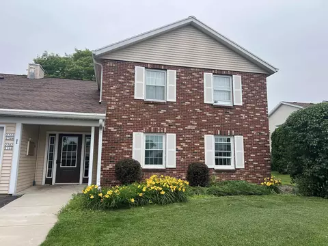 2360 Wisconsin St, Oshkosh, WI 54901