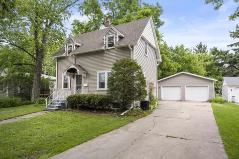 1324 W Washington St, Appleton, WI 54914 photo 2