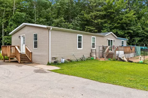 w1755 Kamine Road, Peshtigo, WI 54143