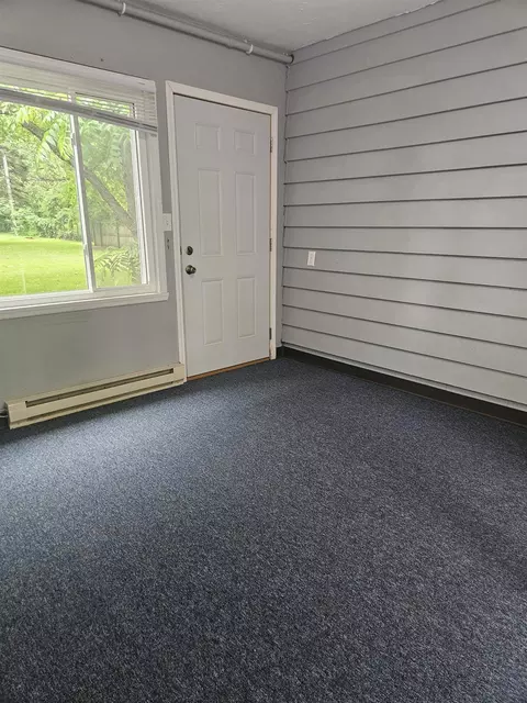 1430 S Van Dyke Rd, Appleton, WI 54914 photo 9
