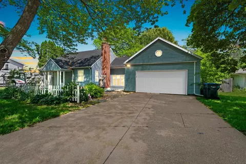 1430 S Van Dyke Rd, Appleton, WI 54914 photo 3
