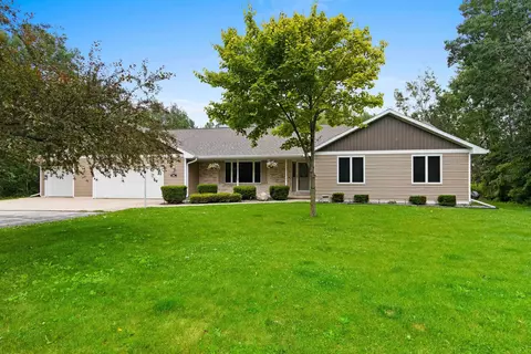 658 Majestic Oak Ct, De Pere, WI 54115