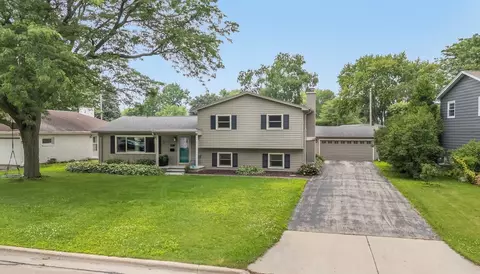 411 Lowell Pl, Neenah, WI 54956