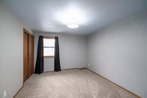 Bedroom - 2625 Fairfield Ct, Appleton, WI 54911 photo 2 of 3