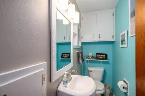 Bath - 2625 Fairfield Ct, Appleton, WI 54911 photo 1 of 2