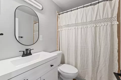 Bath - 711 S Mason St, Appleton, WI 54914 photo 1 of 2