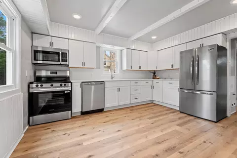 Kitchen - 711 S Mason St, Appleton, WI 54914 photo 1 of 5