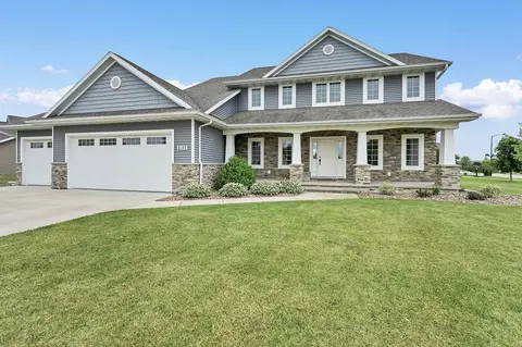 2137 Potter Dr, De Pere, WI 54115
