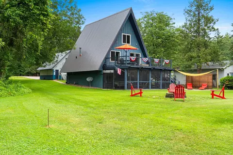 w6595 Homewood Avenue, Shawano, WI 54166