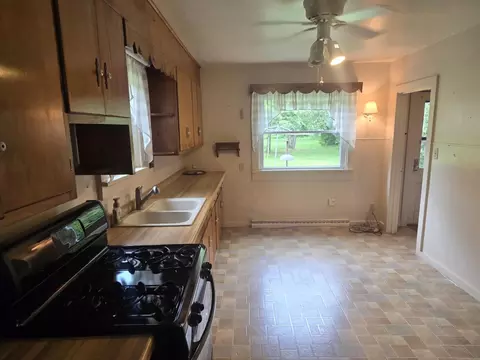 Kitchen - 302 W Mill St, Plainfield, WI 54966 photo 2 of 3