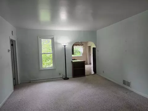 Living - 302 W Mill St, Plainfield, WI 54966 photo 2 of 2
