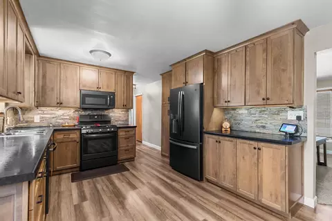 3460 Irene St, Appleton, WI 54913 photo 33