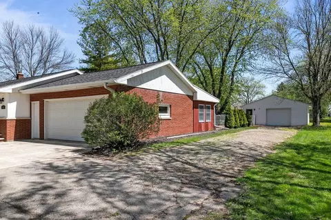 3460 Irene St, Appleton, WI 54913 photo 2