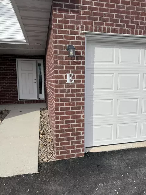 13193 Velp Ave # -E, Green Bay, WI 54313