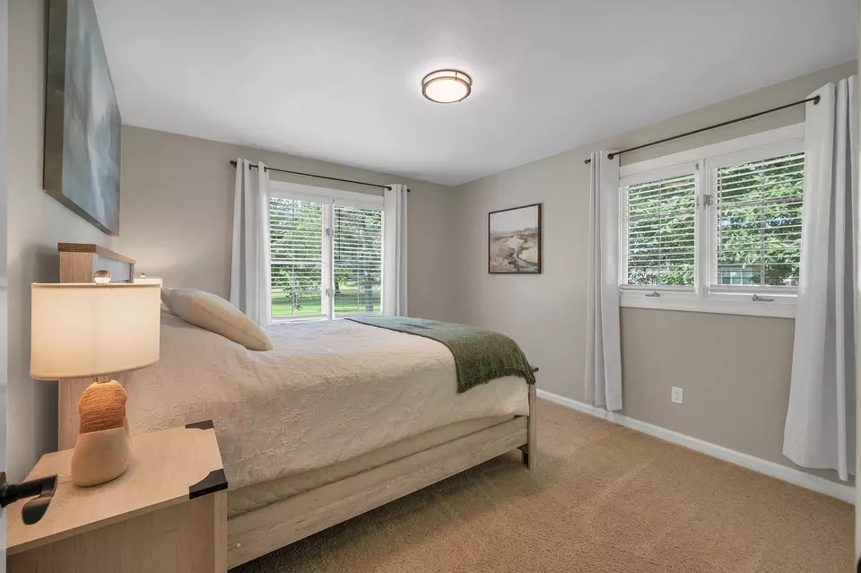 Bedroom - 470 Earnhardt Ct, Green Bay, WI 54311 photo 4 of 5