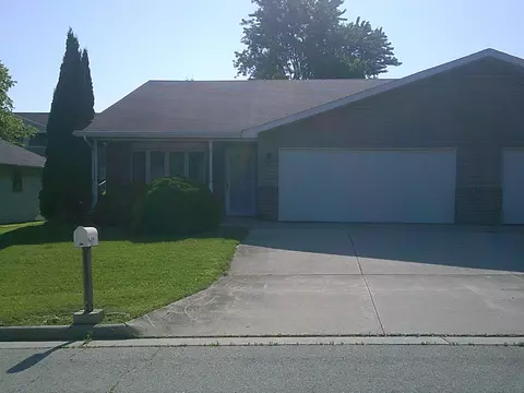 812 Donna St, Chilton, WI 53014