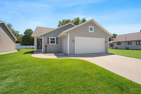 103 Allen Ave, Oshkosh, WI 54901