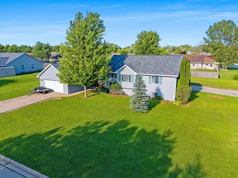336 Highview Rd, Pulaski, WI 54162